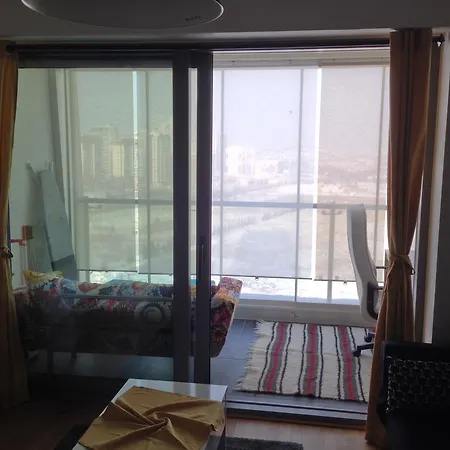 West Gate Apartment *